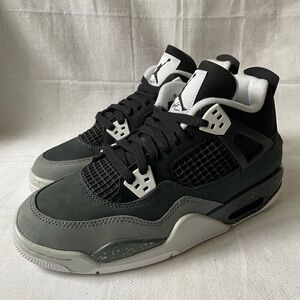 Air Jordan 4 Retro Fear GS 2024 Black White Grey Sneakers Size 7Y FQ8213-002